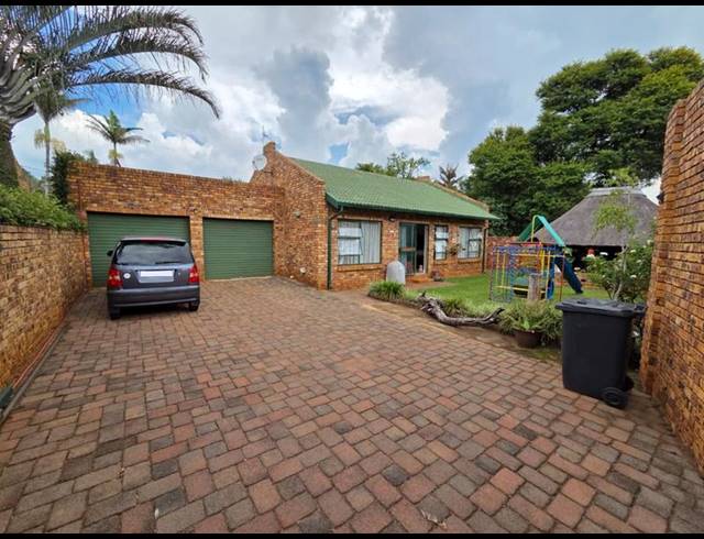 3 BEDROOM HOUSE FOR SALE IN ANNLIN